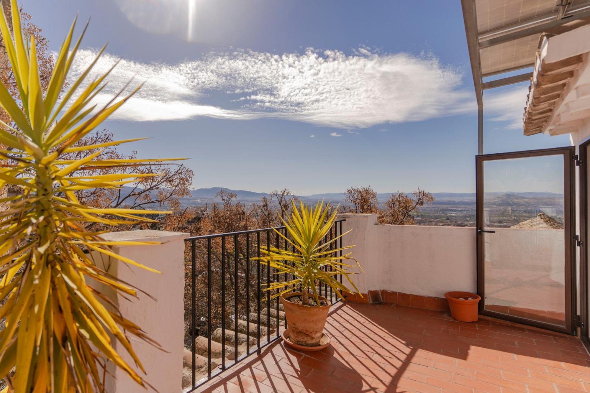 La Casita De La Plaza Villa Granada Dış mekan fotoğraf